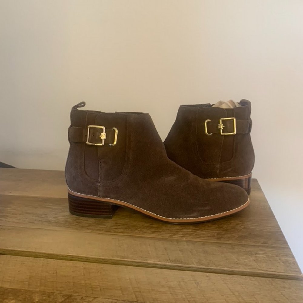 Tommy Hilfiger Suede Short Heel Booties - Size 8.5